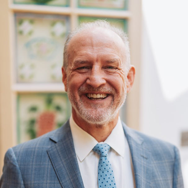 Dr. Gerard J. Gianoli, M.D.